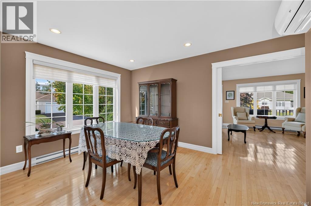 3 Eastgate Court - 16
