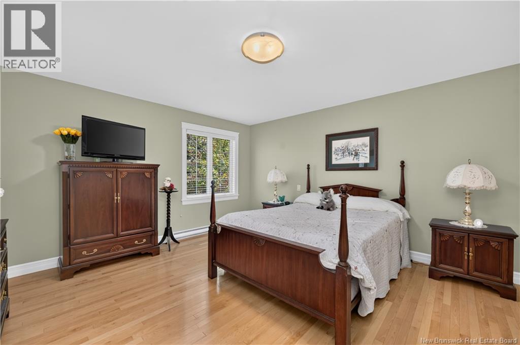 3 Eastgate Court - 24