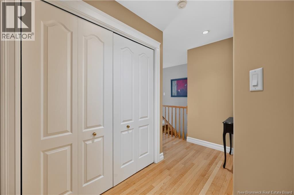 3 Eastgate Court - 27