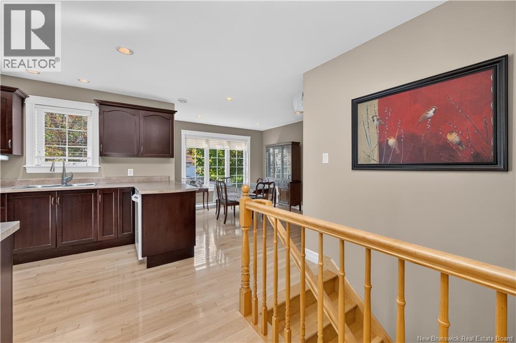 3 Eastgate Court - 30