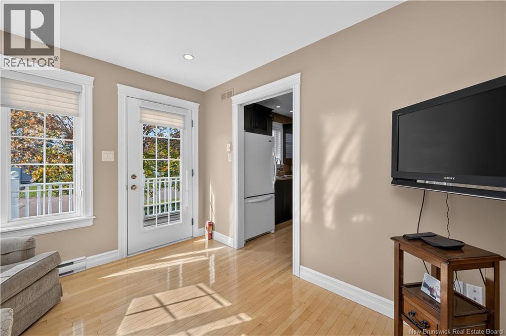 3 Eastgate Court - 4