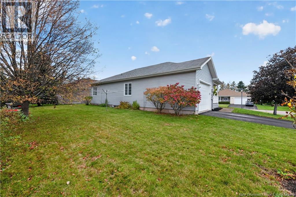 3 Eastgate Court - 48
