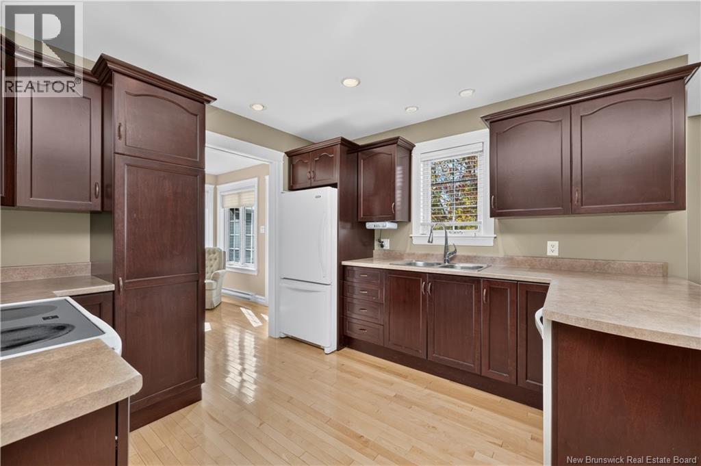 3 Eastgate Court - 9