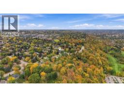 5pc Ensuite bath - 24 West 32nd Street, Hamilton, ON L9C5G6 Photo 9