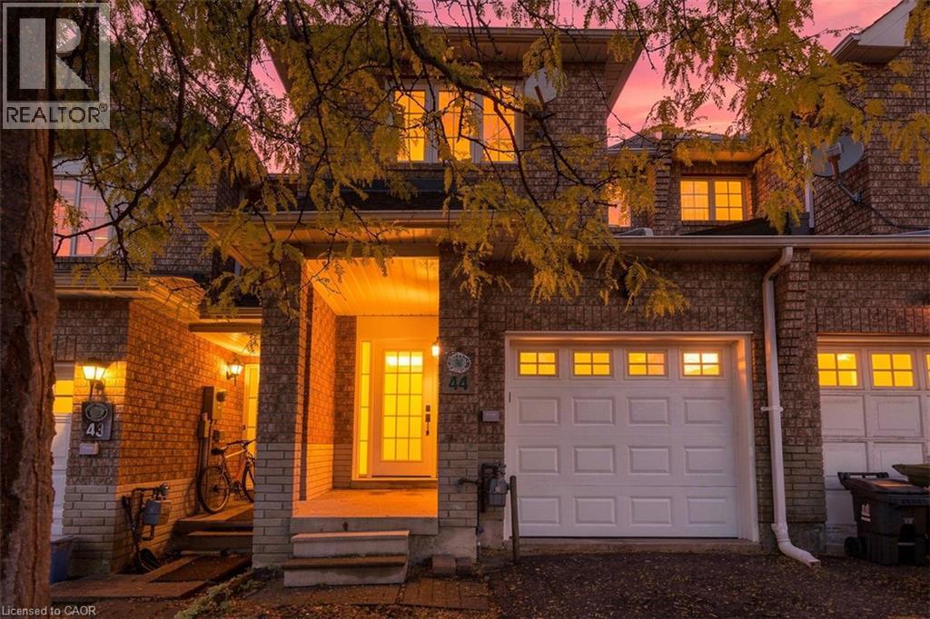 44 Viewcrest Circle — photo 1