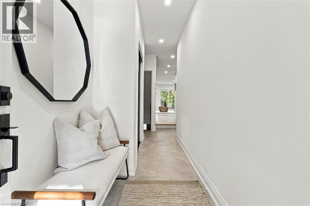 44 Viewcrest Circle — photo 2