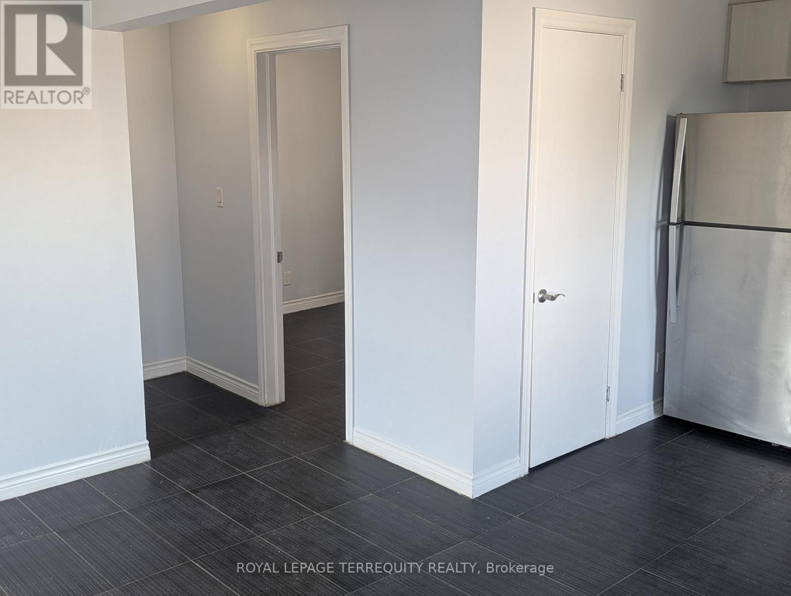 1182 Cannon Street East — photo 7