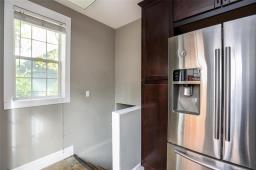 480 Jefferson Avenue, Winnipeg, MB R3V0N6 Photo 12