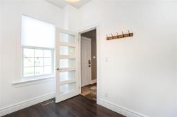 480 Jefferson Avenue, Winnipeg, MB R3V0N6 Photo 13
