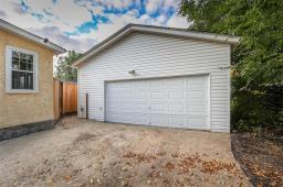 480 Jefferson Avenue, Winnipeg, MB R3V0N6 Photo 34