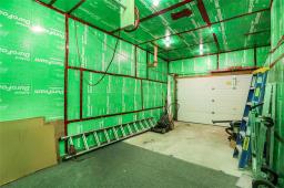 480 Jefferson Avenue, Winnipeg, MB R3V0N6 Photo 40