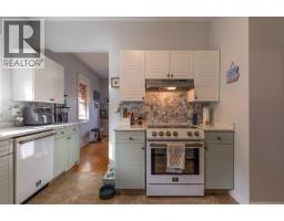 1512 6 Avenue S - photo 16