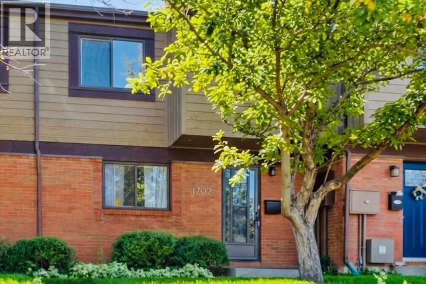1702, 9803 24 Street SW, Calgary
