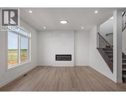 140 Lakewood Crescent - photo 15