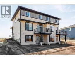 140 Lakewood Crescent - photo 39