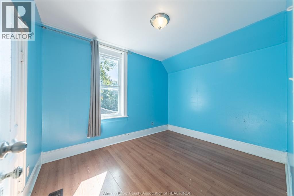 60 SETTERINGTON STREET - 17