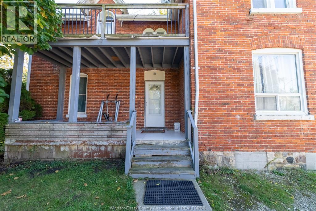 60 SETTERINGTON STREET - 36