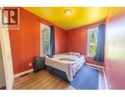 60 Setterington Street, Leamington, ON N8H1T3 Photo 11