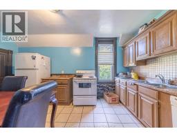 60 Setterington Street, Leamington, ON N8H1T3 Photo 23