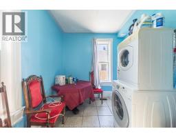60 Setterington Street, Leamington, ON N8H1T3 Photo 27