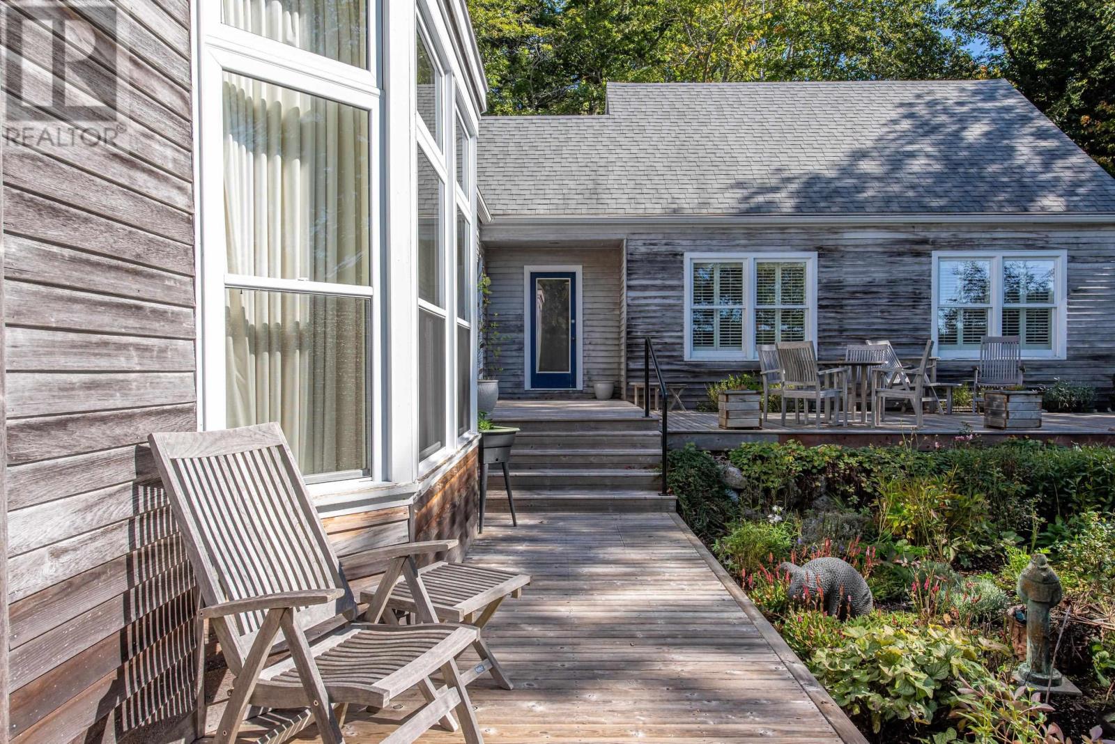 169 Swallow Point Road - 34