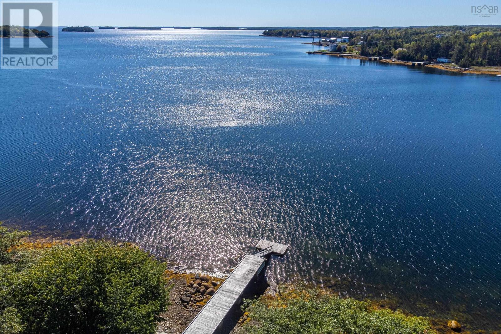 169 Swallow Point Road - 41