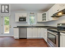154 Miller Lake Road, Fall River, NS B2T1J5 Photo 13