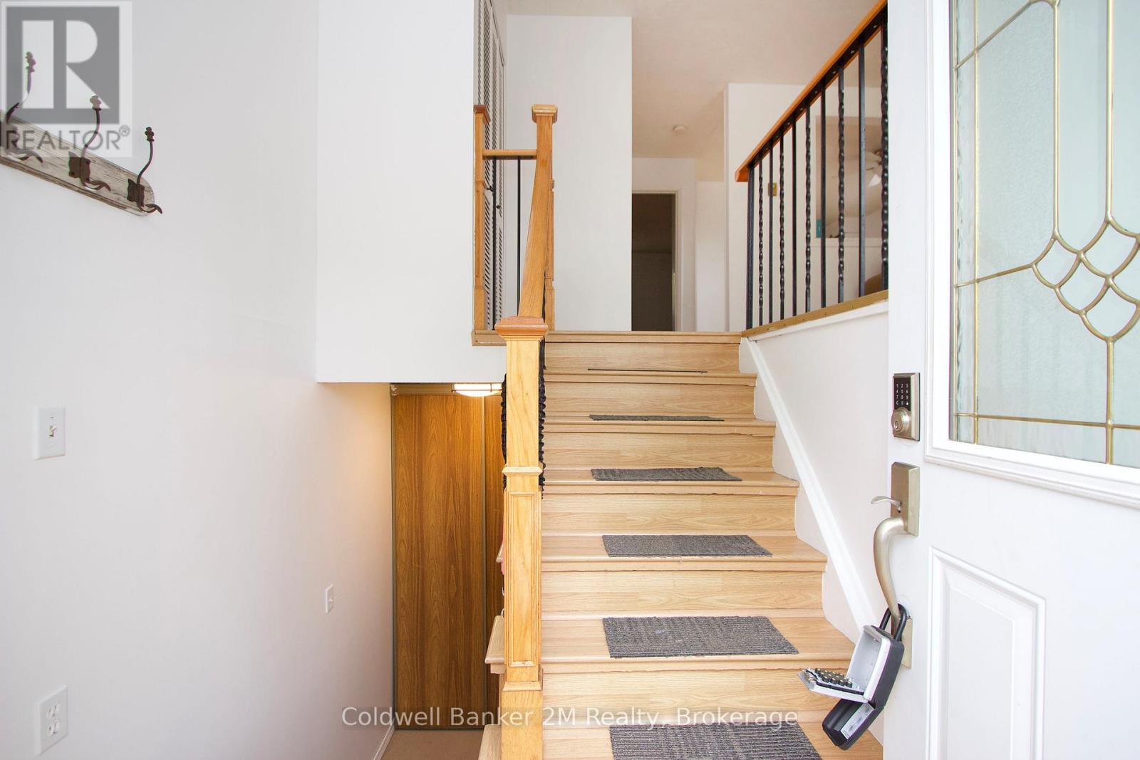 673 ATTERSLEY DRIVE - 17