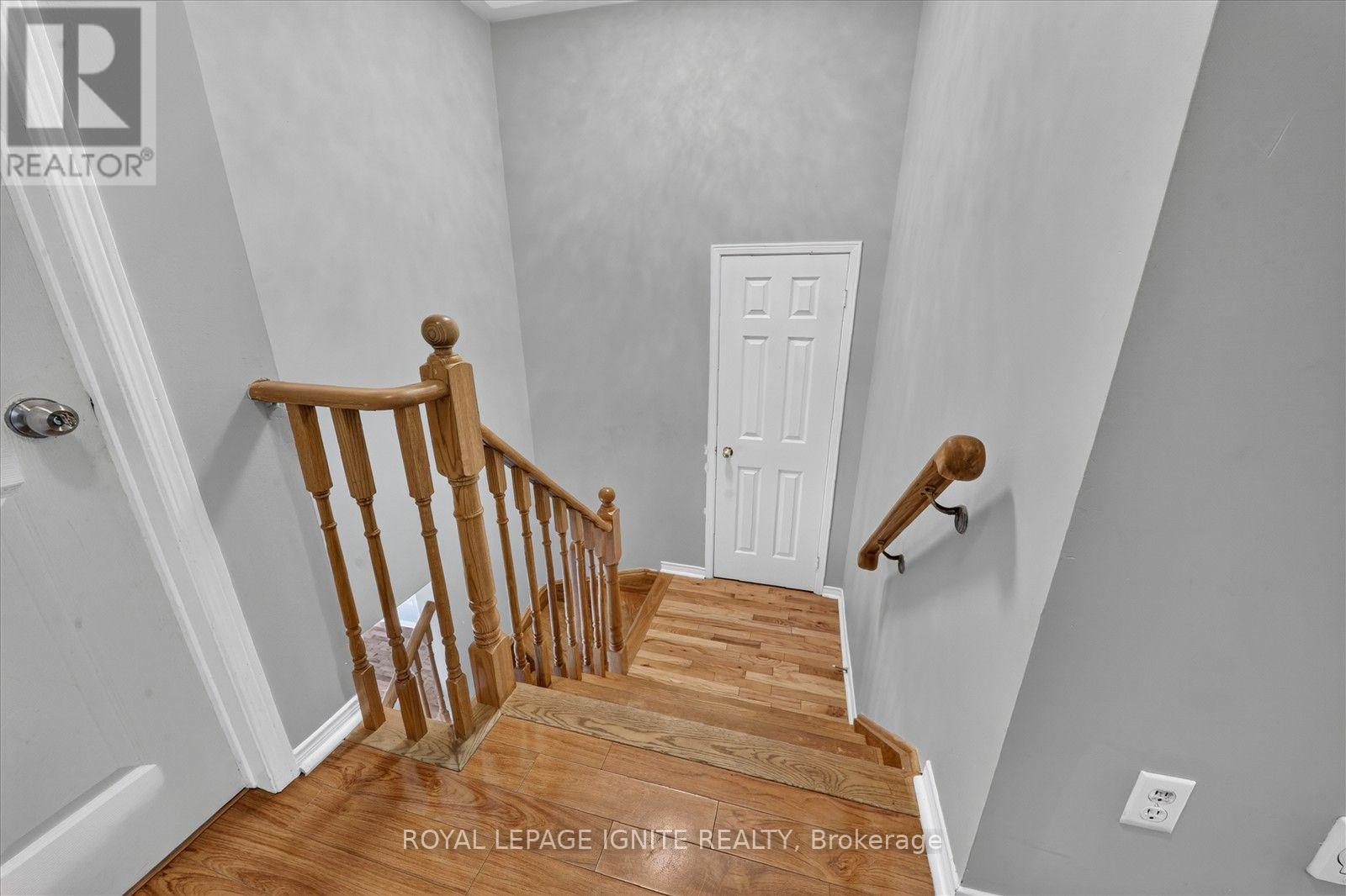 26 Roxton Crescent — photo 17