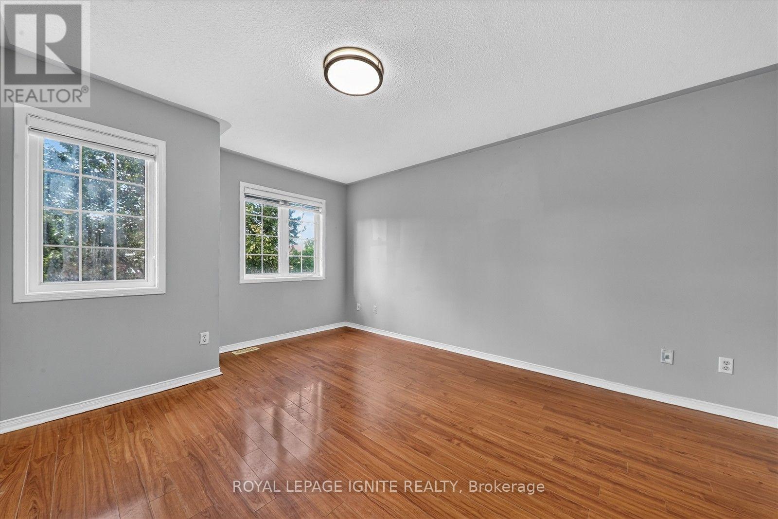 26 Roxton Crescent — photo 27