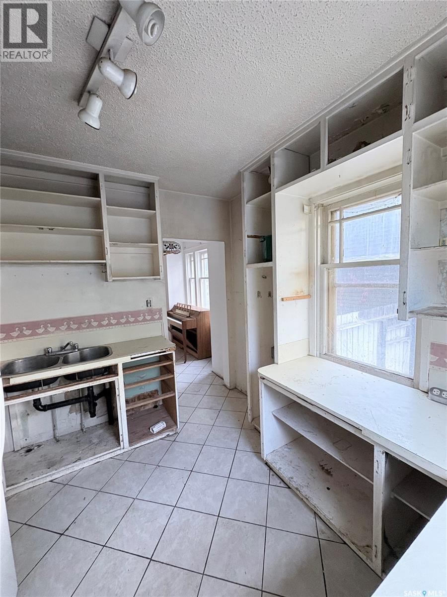 415 26th STREET W, Saskatoon — photo 6