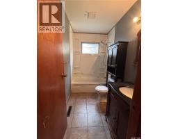 1711 13th Street W, Prince Albert, SK S6V3K2 Photo 21