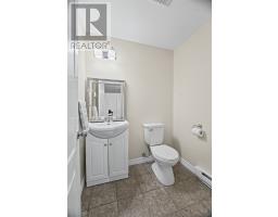 8 Ossington Street thumbnail 19