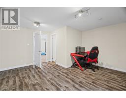 8 Ossington Street thumbnail 20