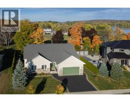 138 Still Water Crescent, photo 2