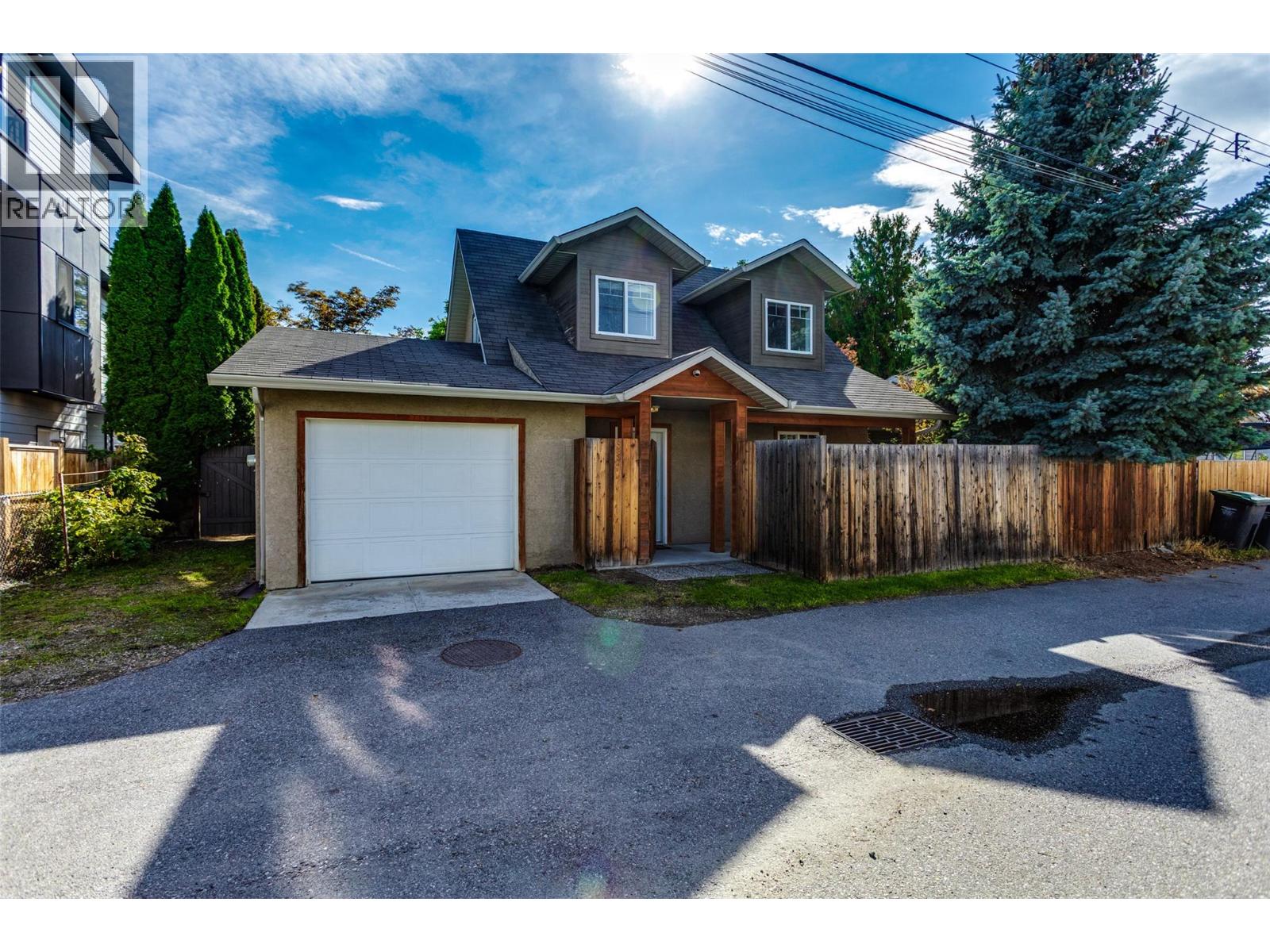 950 & 952 Stockwell Avenue - 36