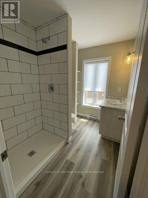 8-10 Bay Street — photo 4