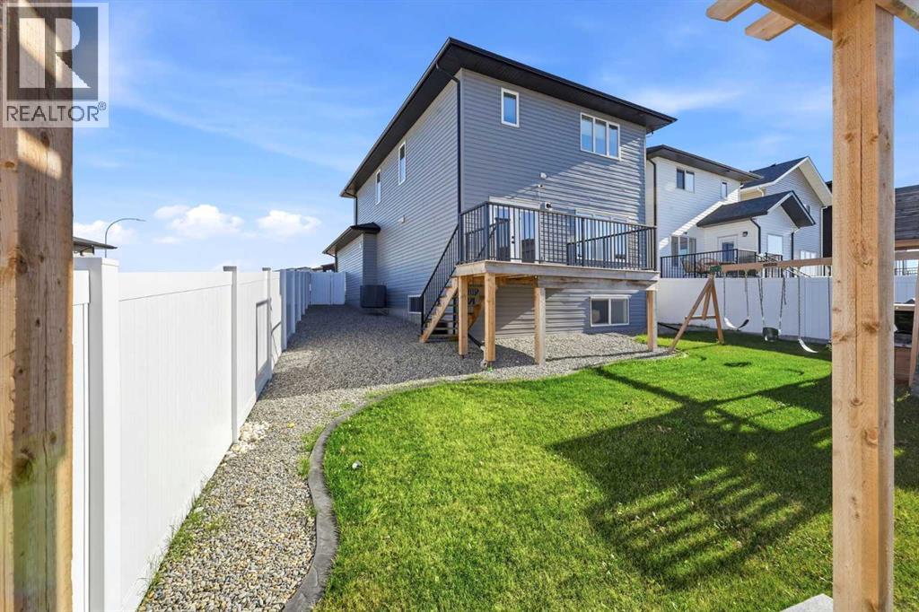 Listing photo – 30 Palmer Circle, Blackfalds