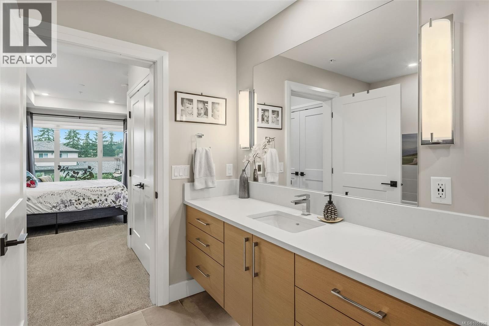 #207 741 Travino Lane - 27