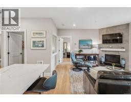 Living room - 207 741 Travino Lane, Saanich, BC V8Z0G3 Photo 12