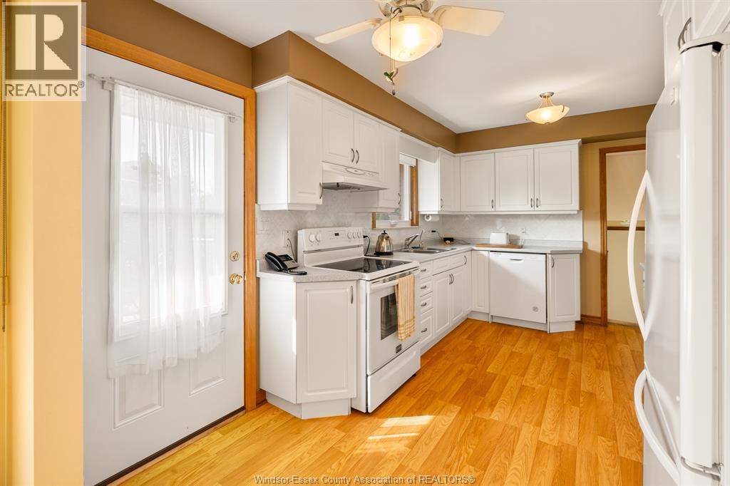 2759 Rockwell Boulevard — photo 12