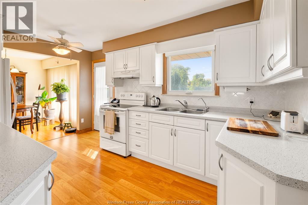 2759 Rockwell Boulevard — photo 14