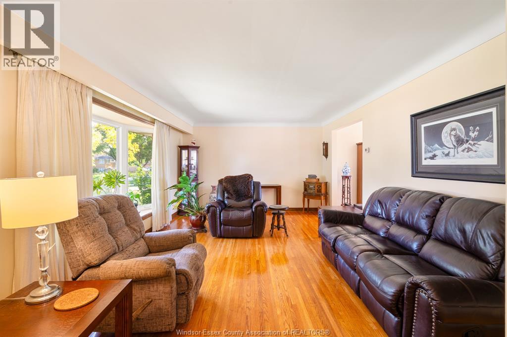 2759 Rockwell Boulevard — photo 7