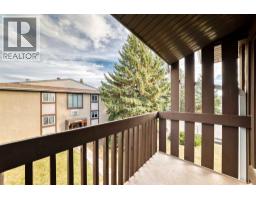 17, 366 94 Avenue SE - photo 4