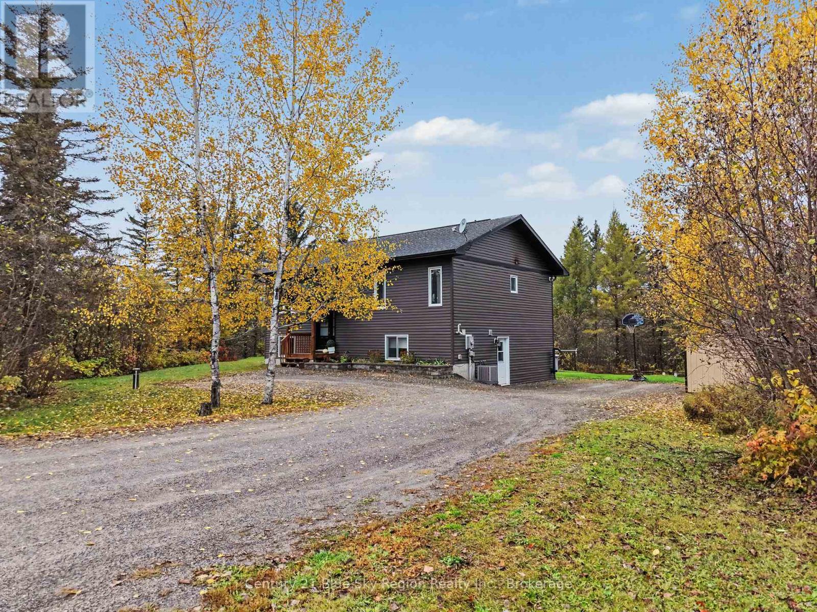 551 LAVIGNE ROAD - 3