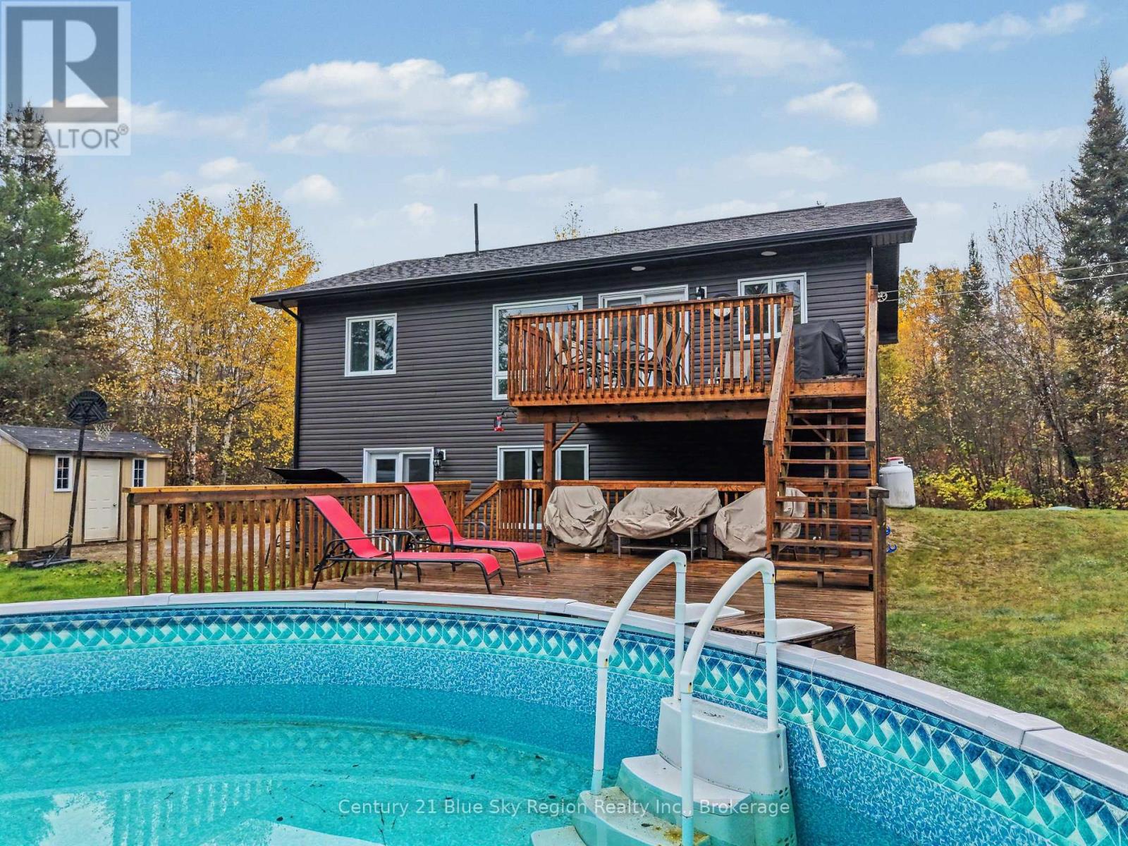 551 LAVIGNE ROAD - 34