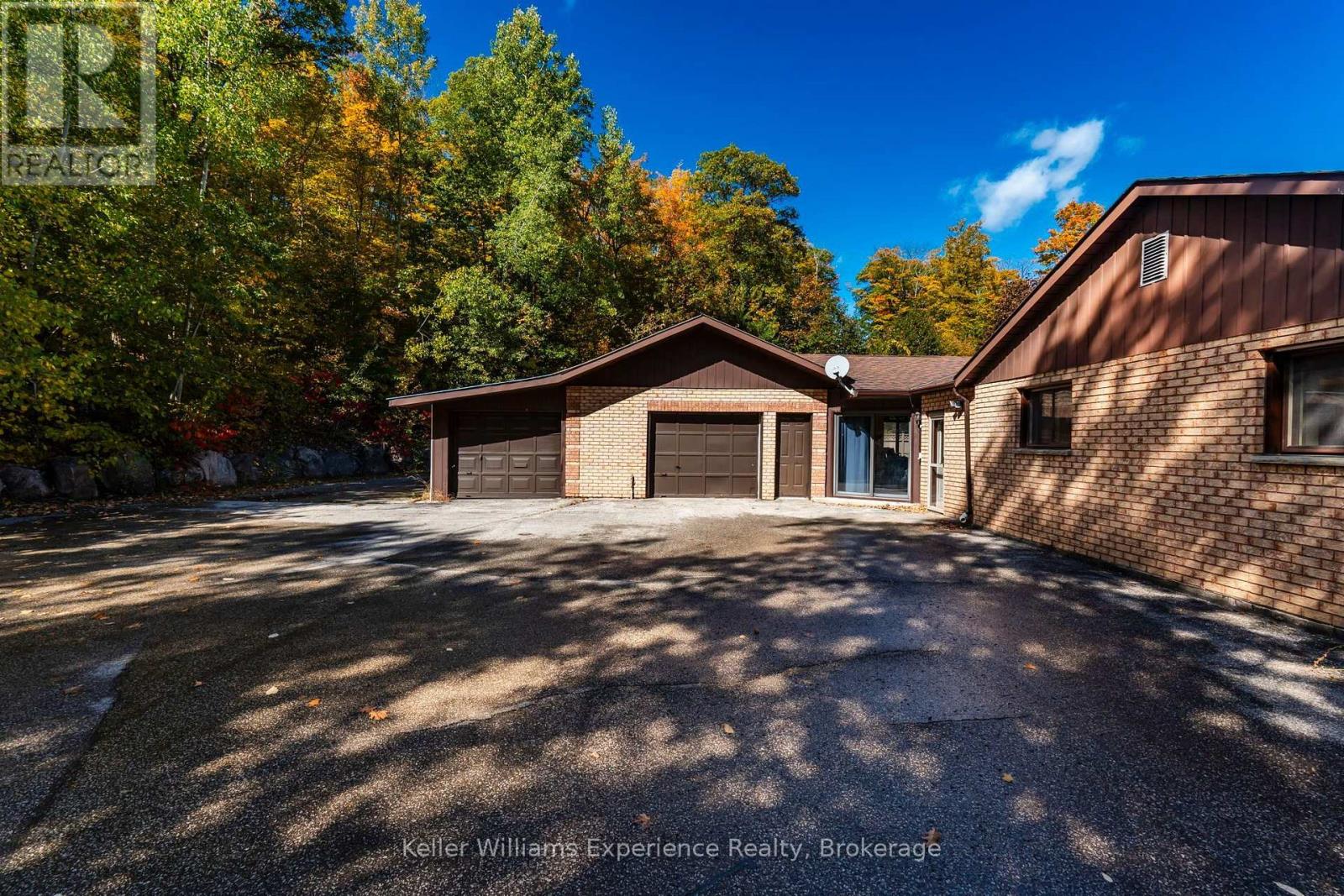 900 Champlain Road — photo 7