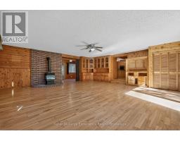 900 Champlain Road, Tiny, ON L9M0E3 Photo 26