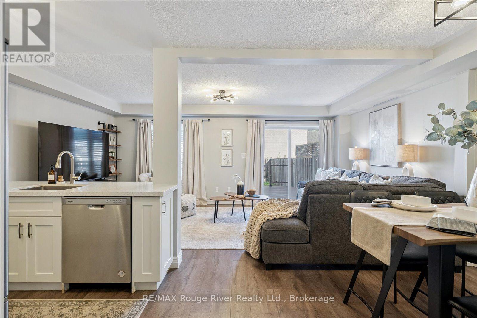 50 Treen Crescent, Whitby, ON photo 15