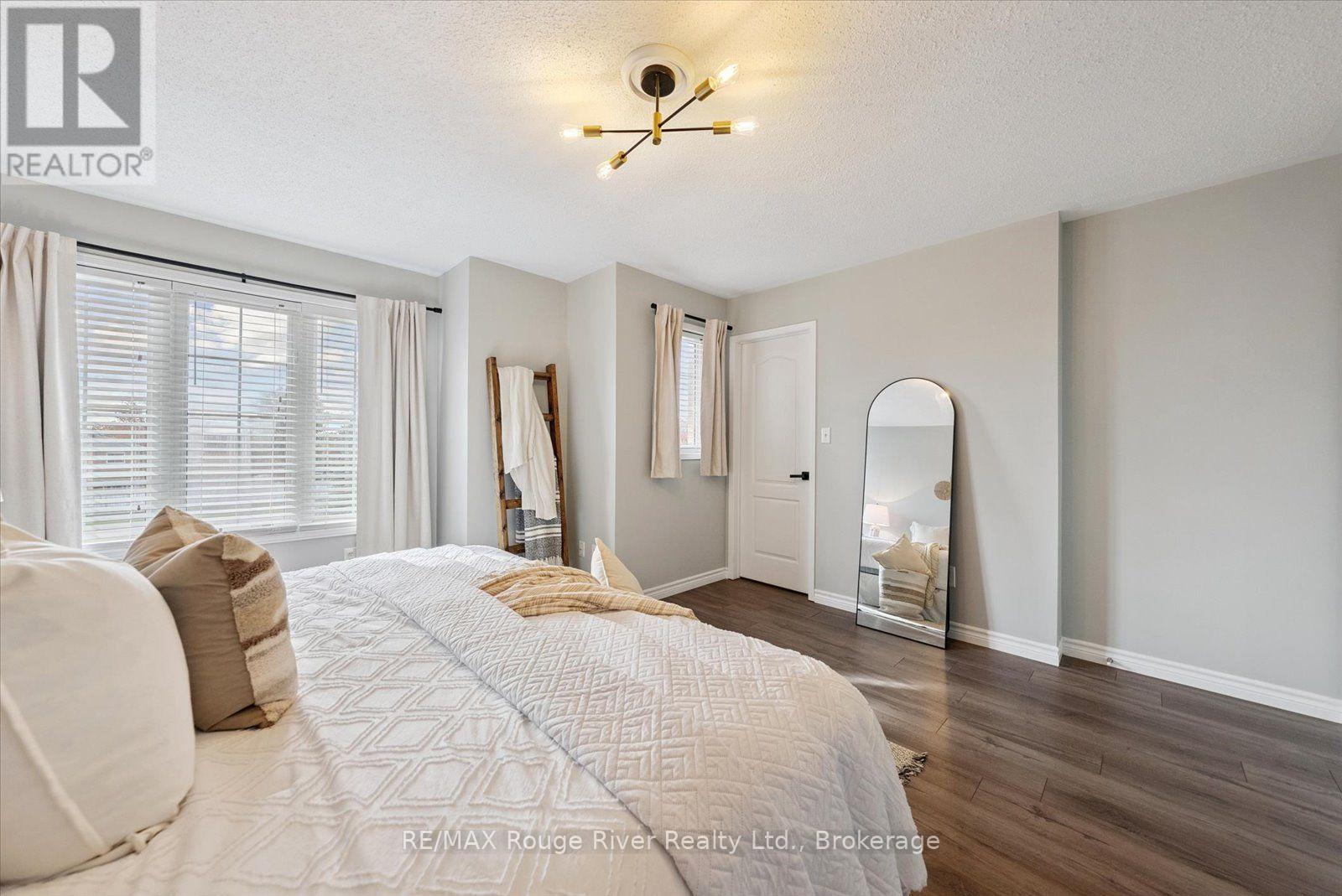50 Treen Crescent, Whitby, ON photo 34